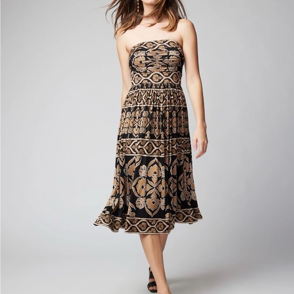 White House Black Market Dresses & Skirts - White House Black Market Strapless Dress Size 6 Black Tan Print Cocktail WHBM